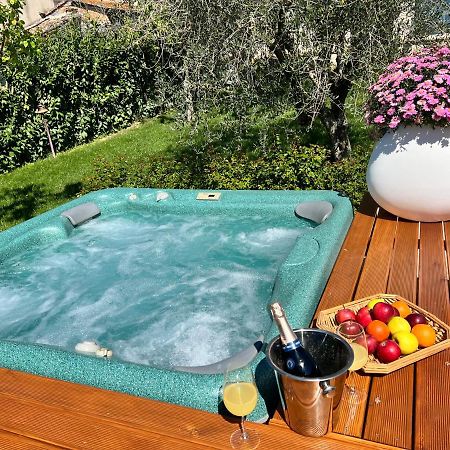 פרוג'ה Corteviva Boutique B&B מראה חיצוני תמונה