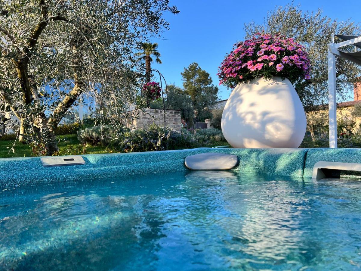פרוג'ה Corteviva Boutique B&B מראה חיצוני תמונה